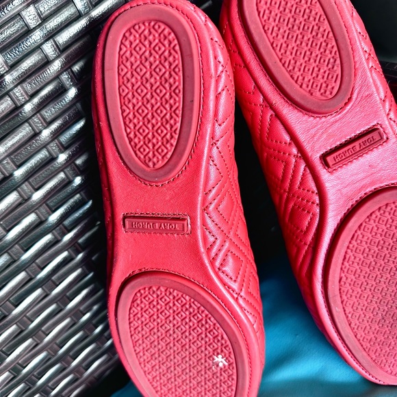 Gorgeous Tory Burch barely worn shoes! Offers accepted! Don’t miss out! - Picture 5 of 6
